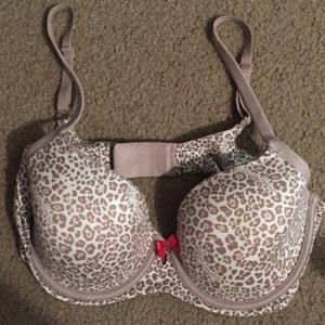 Victoria's secret leapord print bra size 34D
